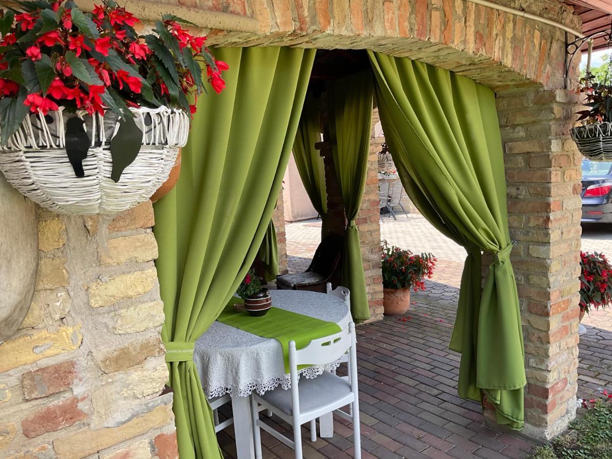 Hotel Jarmila Vendeghaz Balatonberény Exteriér fotografie