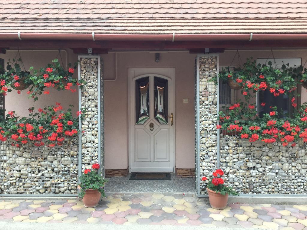 Hotel Jarmila Vendeghaz Balatonberény Pokoj fotografie