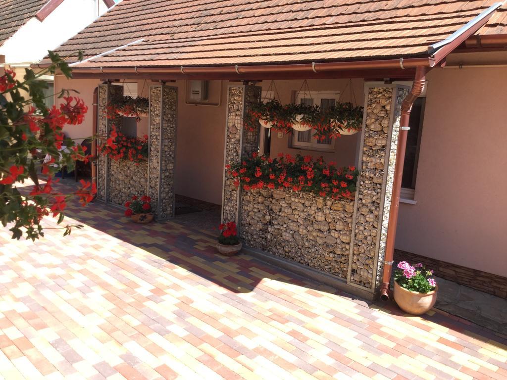 Hotel Jarmila Vendeghaz Balatonberény Exteriér fotografie