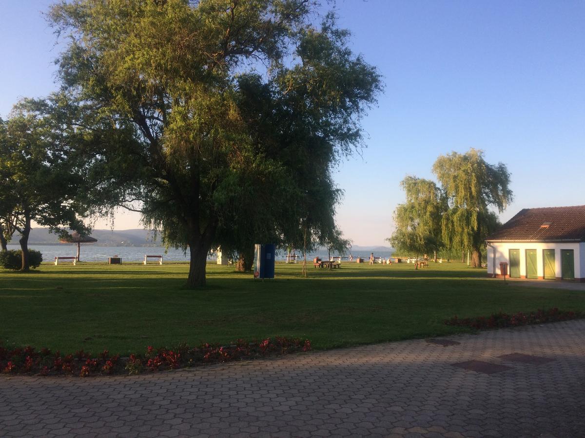 Hotel Jarmila Vendeghaz Balatonberény Exteriér fotografie