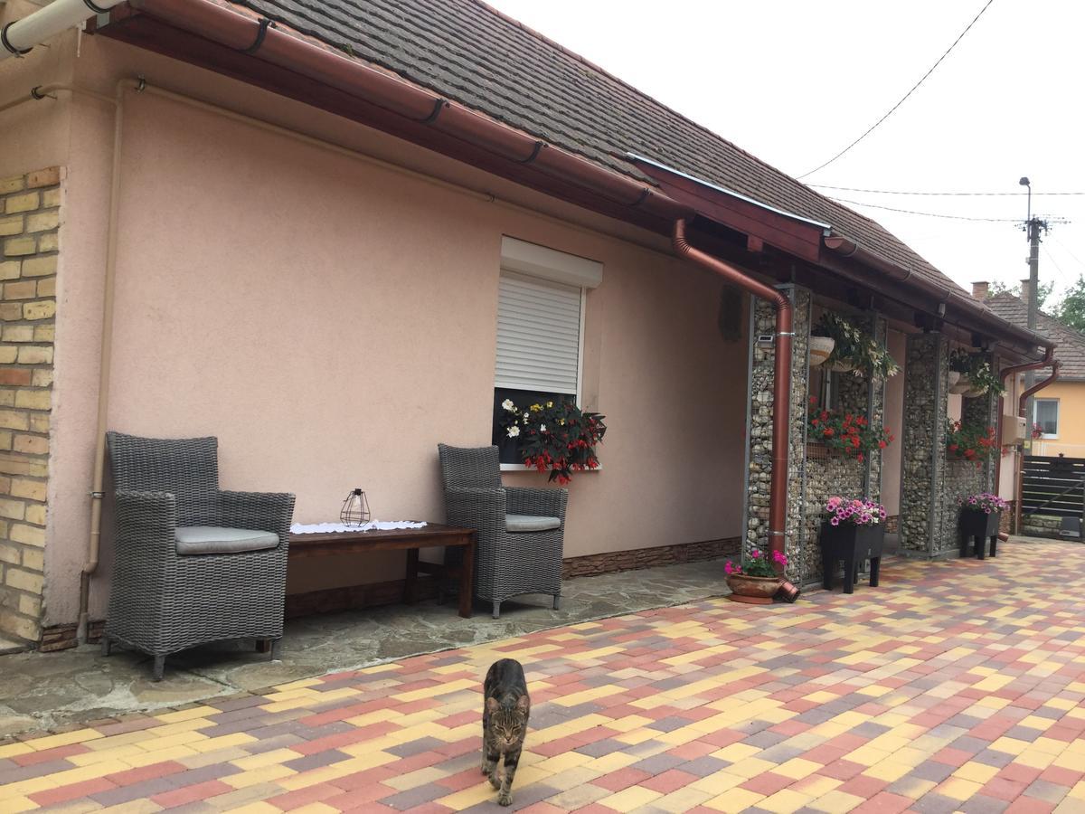 Hotel Jarmila Vendeghaz Balatonberény Exteriér fotografie
